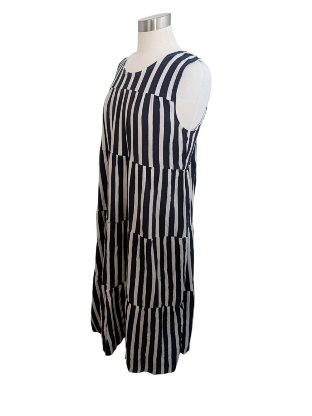 J.Crew Tiered Striped Cotton Maxi Dress Navy & Ivory Tiered Tank L Nautical Beac - Picture 11 of 13